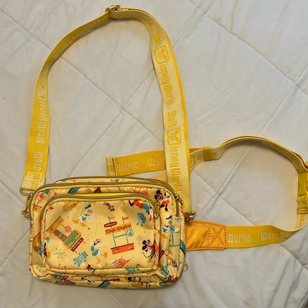 Walt Disney World Fanny pack/crossbody